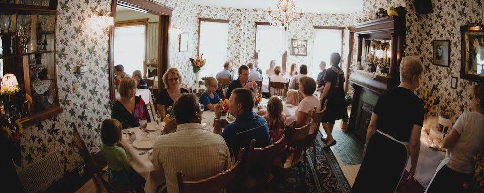 Westby House Inn Bagian luar foto