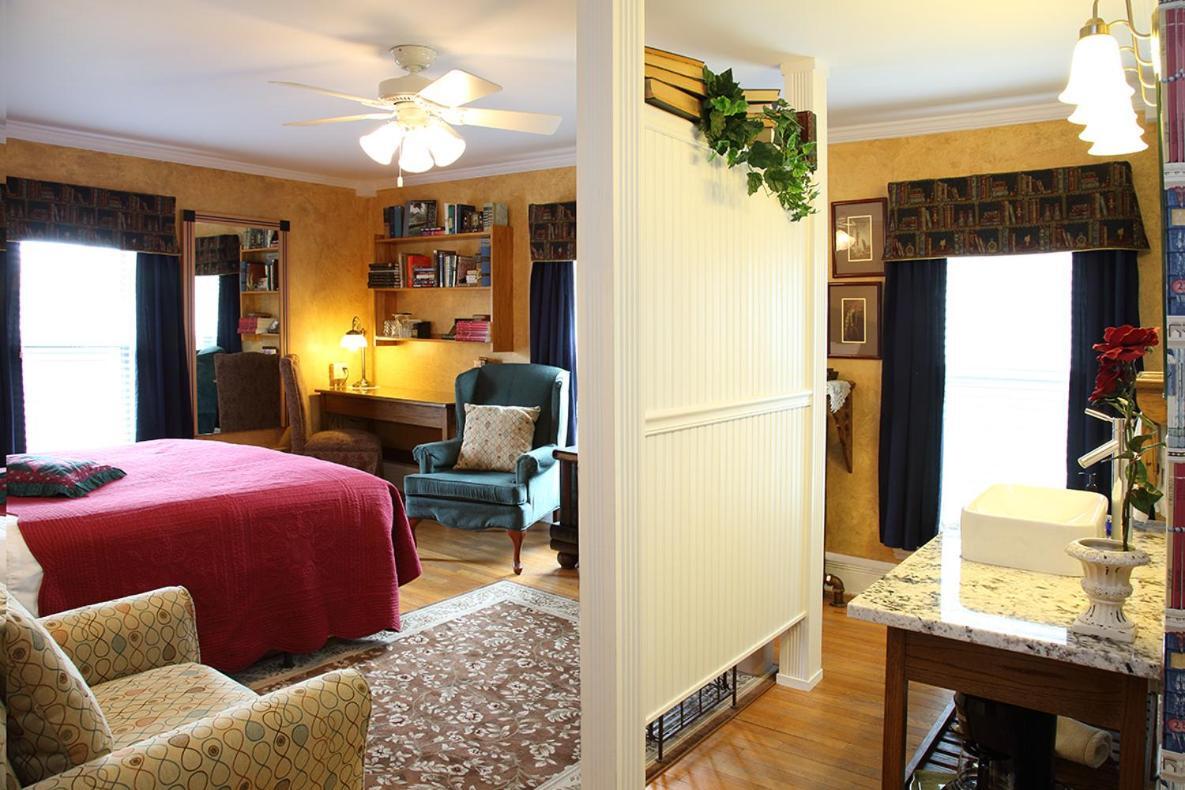 Westby House Inn Bagian luar foto